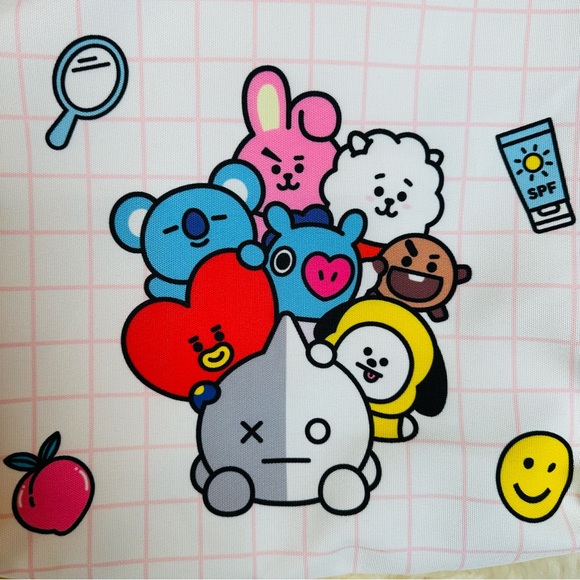 NWOT BT21 The Crème Shop BTS K-POP Summer Beach Pink/White Tote Bag - Picture 3 of 8